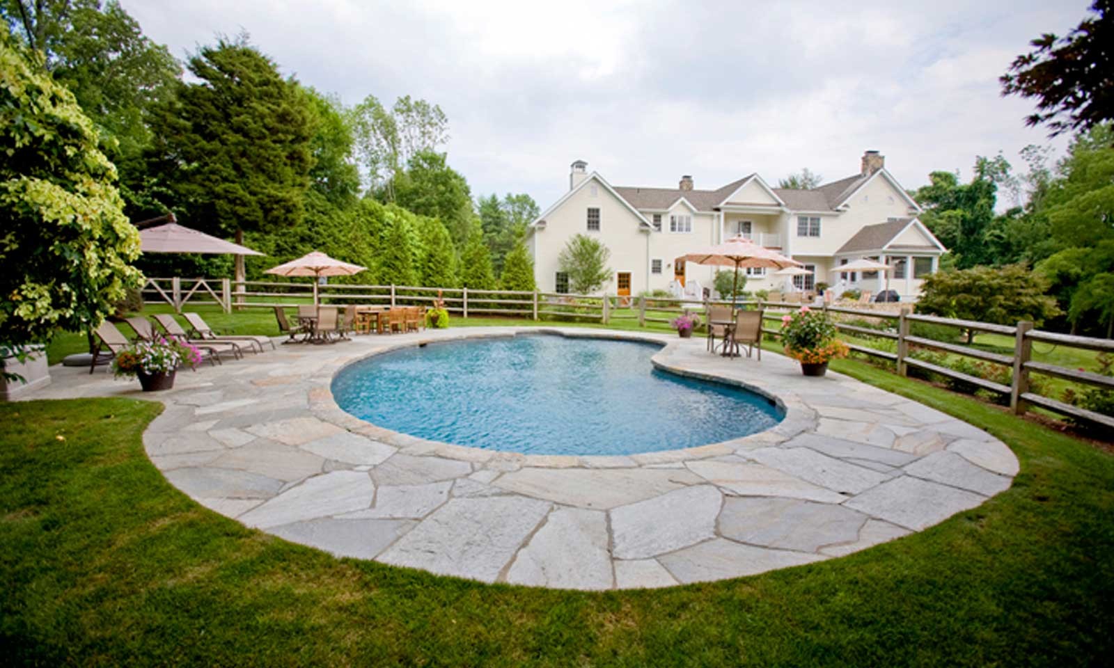 Customized In ground Pool Designs